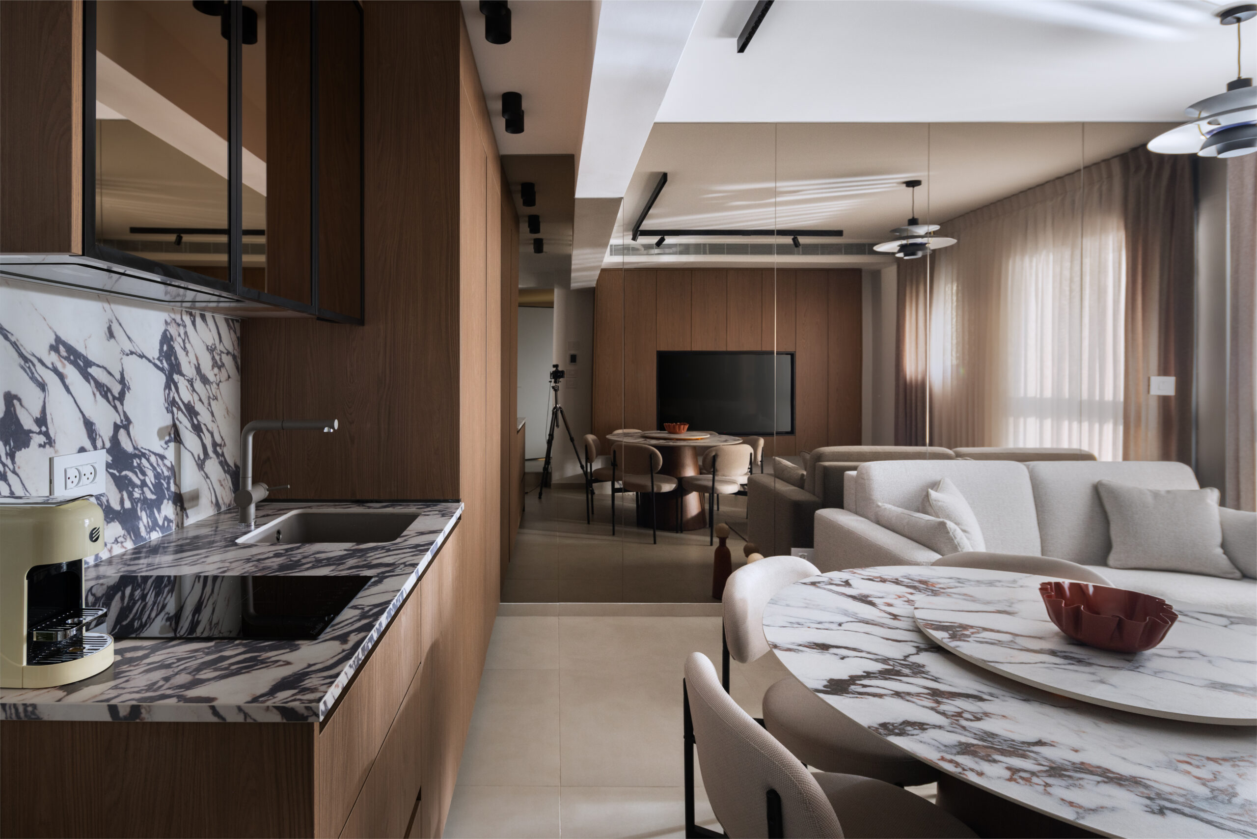 Appartement de luxe à Tel Aviv , photographié par un photographe Airbnb professionnel.